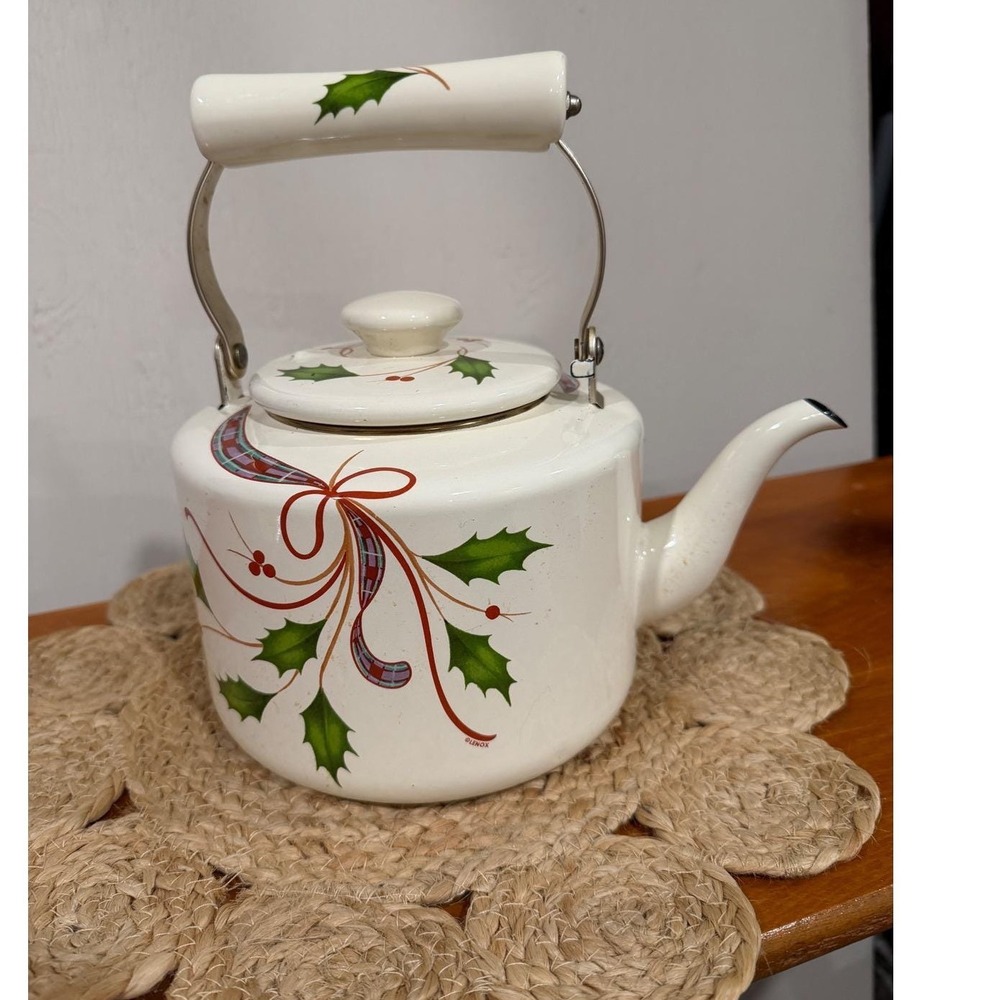 Lenox Holiday Tartan Enamel Tea Kettle White Holly Berry Plaid Stovetop Pot